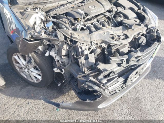 3MZBN1U77JM160704 Mazda Mazda3 Sport