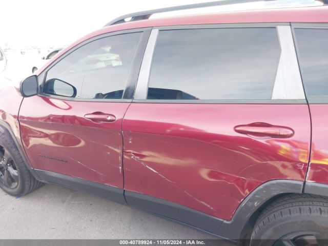 1C4PJLCX4JD605140 Jeep Cherokee Latitude Fwd