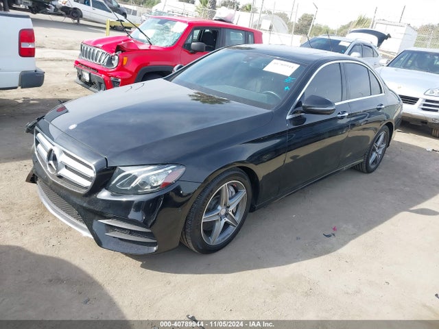 WDDZF4JB4HA122983 Mercedes-Benz E 300
