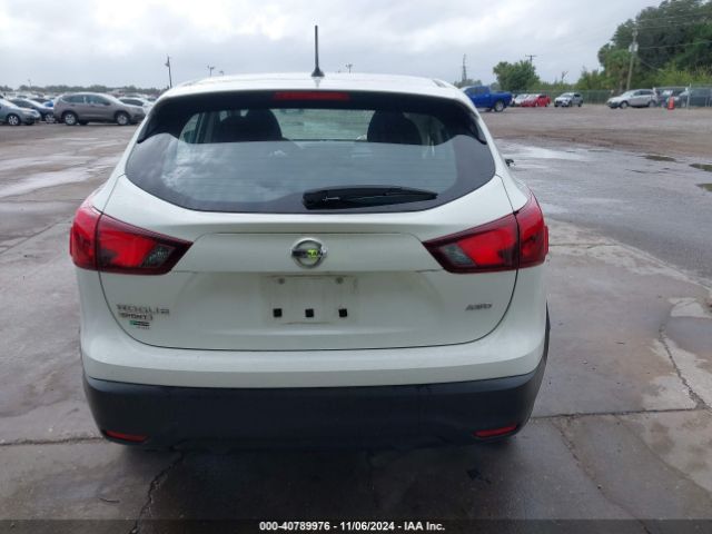 JN1BJ1CR9KW335590 Nissan Rogue Sport S
