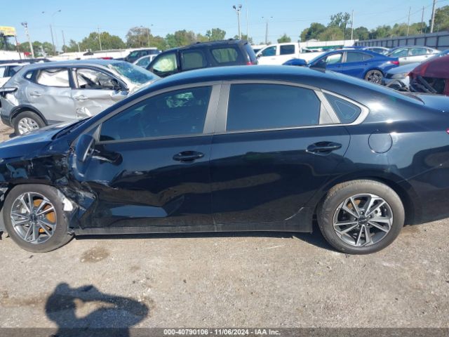 3KPF24AD3RE782912 KIA Forte Lxs