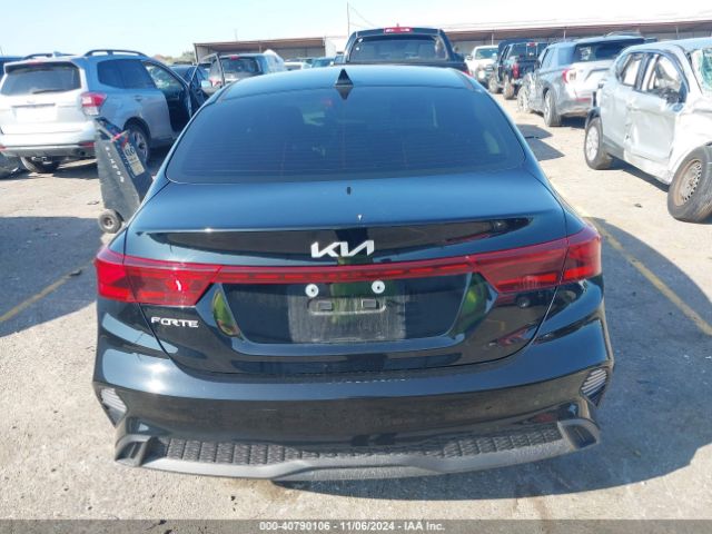 3KPF24AD3RE782912 KIA Forte Lxs