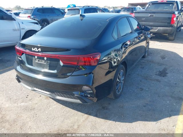 3KPF24AD3RE782912 KIA Forte Lxs