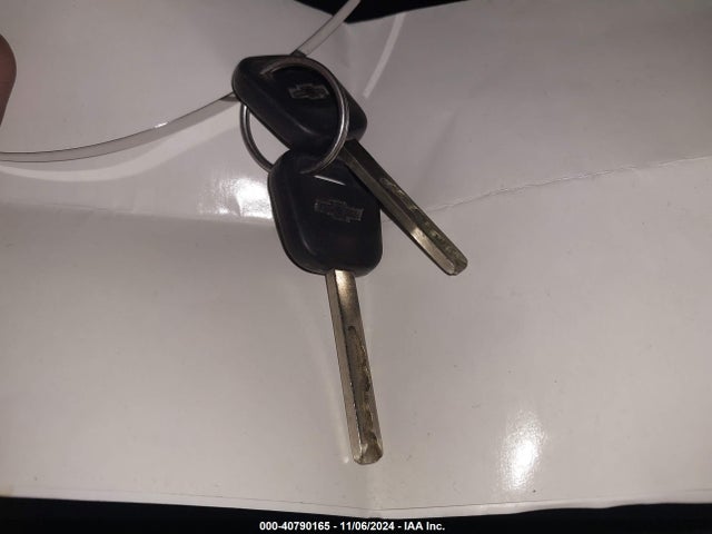1GCVKREC5EZ394962 Chevrolet Silverado 1500 1lt