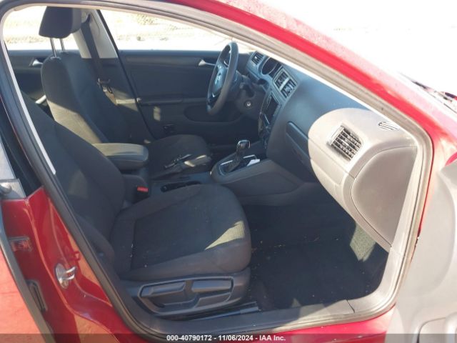 3VW267AJ8GM416101 Volkswagen Jetta 1.4t S