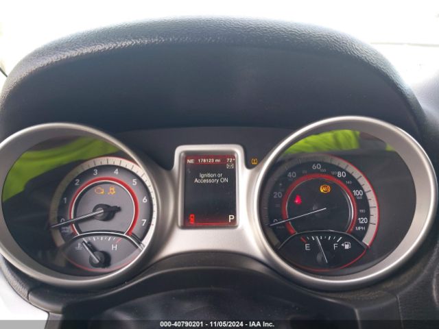 3C4PDCBG8JT166995 Dodge Journey Sxt