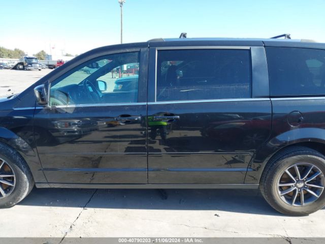 2C4RDGCG6HR664477 Dodge Grand Caravan Sxt
