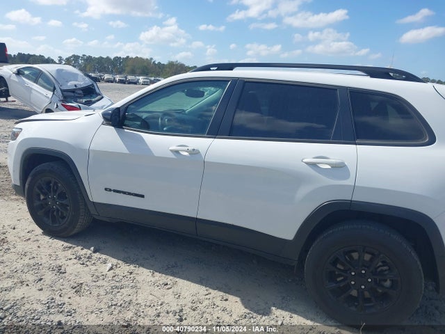 1C4PJMMB8PD110943 Jeep Cherokee Altitude Lux 4x4