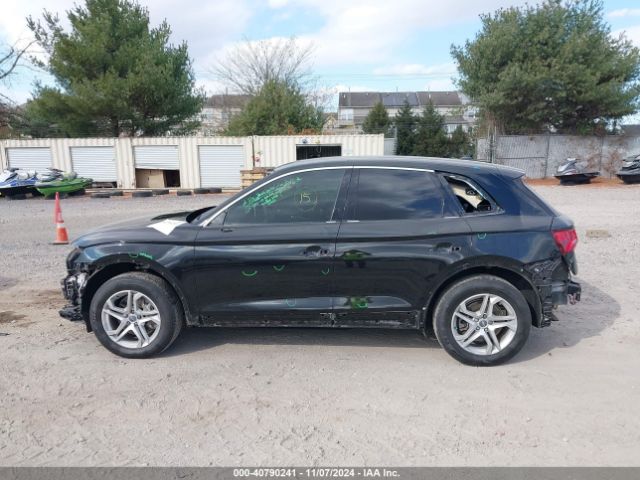WA1BNAFY9J2192242 Audi Q5 2.0t Premium/2.0t Tech Premium