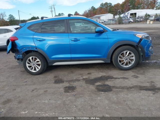 KM8J3CA41HU425578 Hyundai TUCSON SE