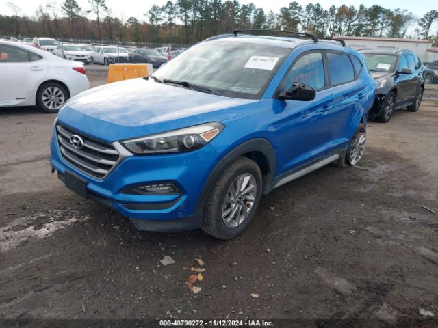KM8J3CA41HU425578 Hyundai TUCSON SE
