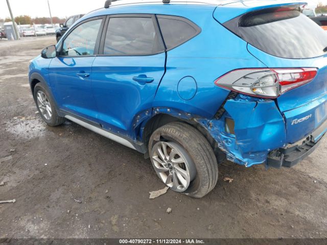 KM8J3CA41HU425578 Hyundai TUCSON SE