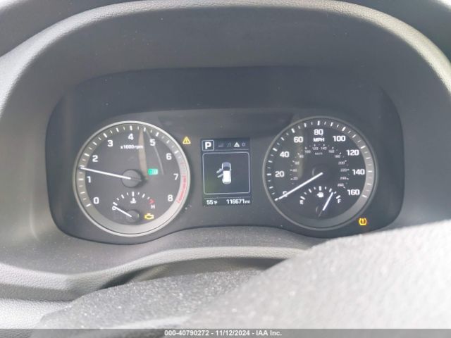KM8J3CA41HU425578 Hyundai TUCSON SE