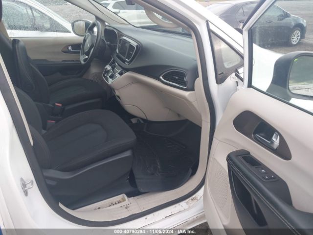 2021 CHRYSLER VOYAGER 2C4RC1CG1MR605203 Photo 4