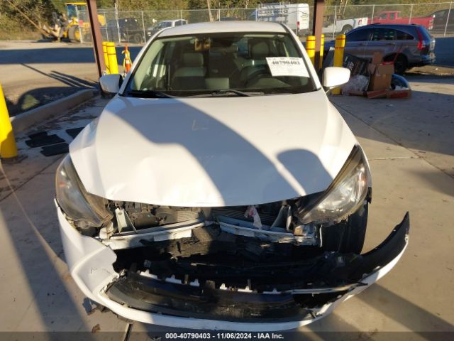 3MYDLBYV3HY181084 Toyota YARIS IA