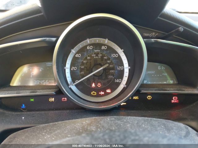 3MYDLBYV3HY181084 Toyota YARIS IA