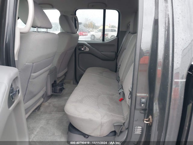 Nissan Frontier Sv 2015 1N6AD0FV8FN725818 Image 8