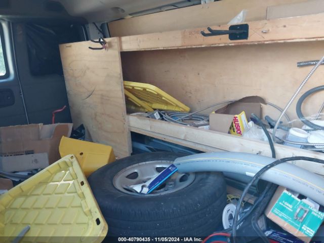 1GBWGRFF7F1138745 Chevrolet Express 2500 Lt