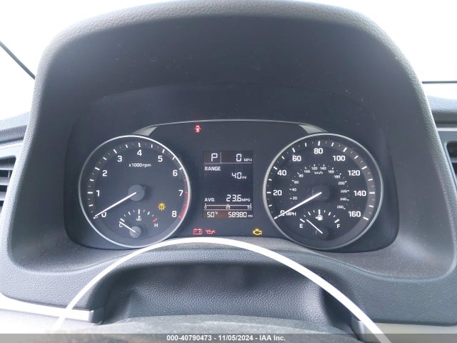 Hyundai ELANTRA SE 2018 5NPD74LF2JH332692 Image 7