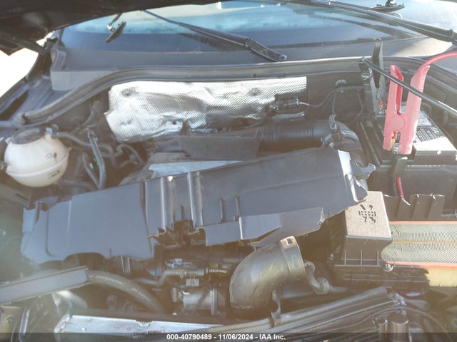 WVGAV7AX8JK003286 Volkswagen Tiguan Limited 2.0t