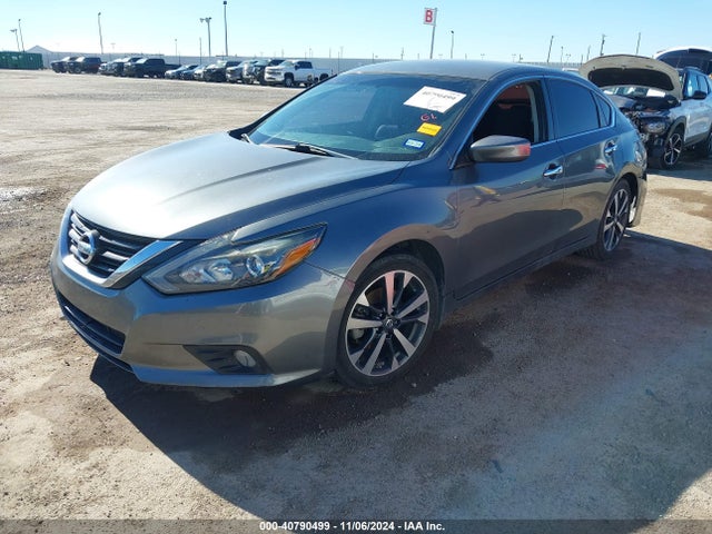 Nissan Altima 2.5 Sr 2017 1N4AL3APXHC493730 Image 2