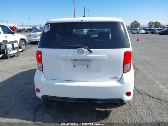 JTLZE4FE2EJ061360 Scion XB