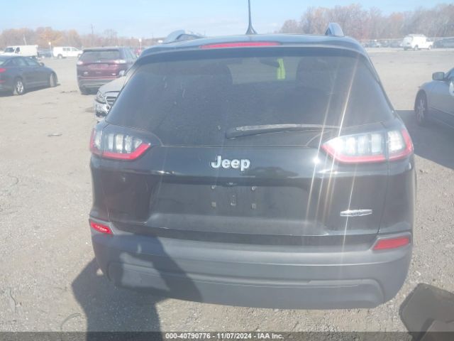 1C4PJLCB7KD242192 Jeep Cherokee Latitude Fwd
