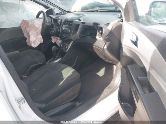 1G1JC6SHXE4226251 Chevrolet Sonic Lt Auto