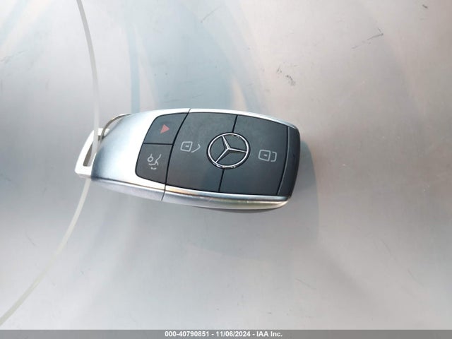 W1KWF8DBXLR597263 Mercedes-Benz C 300