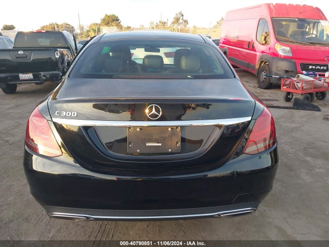 W1KWF8DBXLR597263 Mercedes-Benz C 300