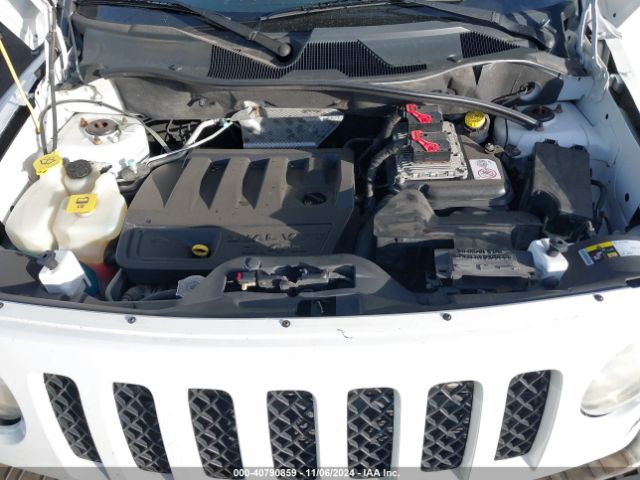 1C4NJRFB0ED528735 Jeep Patriot Latitude