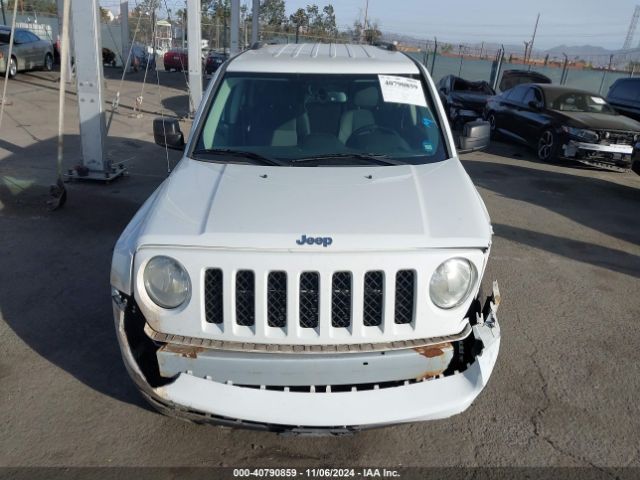 1C4NJRFB0ED528735 Jeep Patriot Latitude