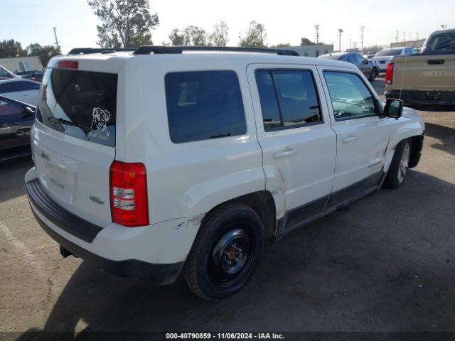 1C4NJRFB0ED528735 Jeep Patriot Latitude