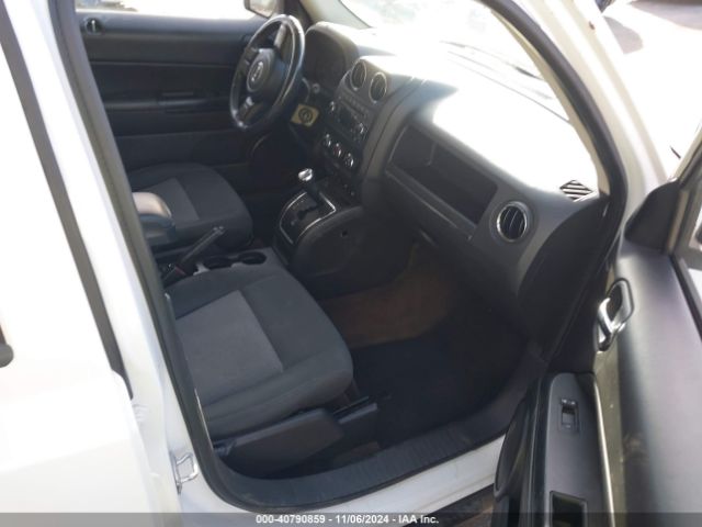 1C4NJRFB0ED528735 Jeep Patriot Latitude