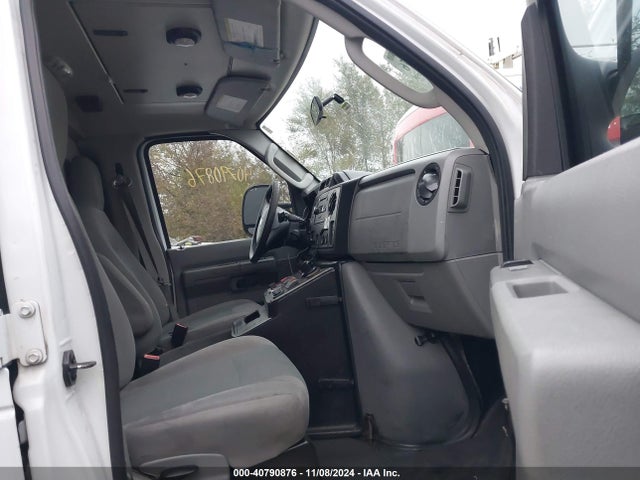 Ford E-350 Super Duty Commercial 2014 1FDSS3ES4EDA65749 Image 5