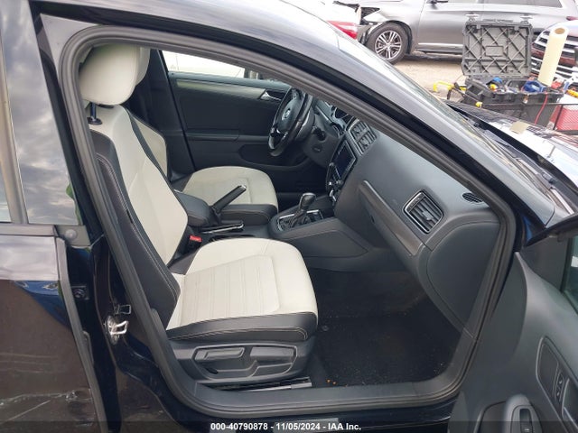 3VWD17AJ4GM397134 Volkswagen Jetta 1.8t Sport