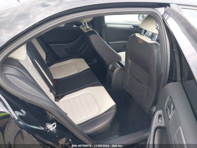3VWD17AJ4GM397134 Volkswagen Jetta 1.8t Sport