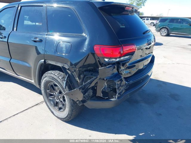1C4RJFAG4JC352632 Jeep Grand Cherokee Upland 4x4