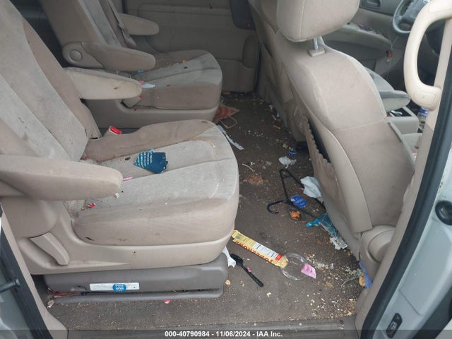 KIA SEDONA LX 2014 KNDMG4C7XE6547584 Image 8