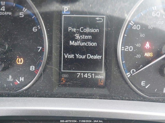 Toyota RAV4 LE 2018 JTMZFREV0JJ749293 Image 15