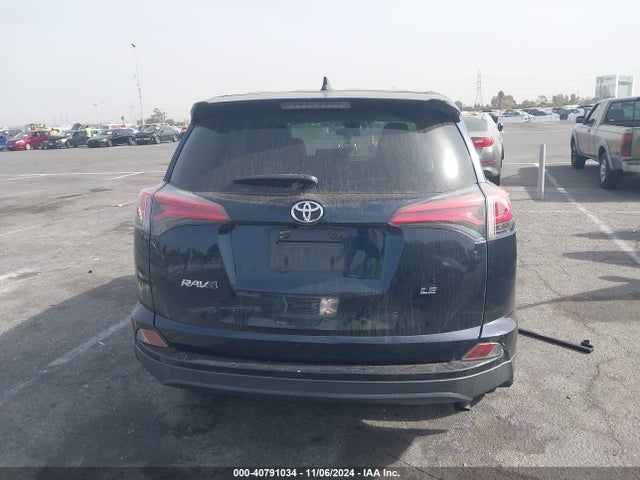 Toyota RAV4 LE 2018 JTMZFREV0JJ749293 Image 16