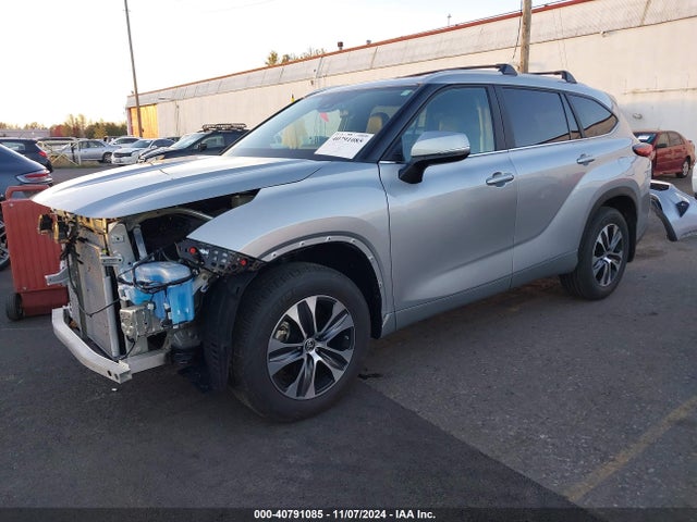 Toyota Highlander Xle 2023 5TDKDRBH5PS509626 Image 2