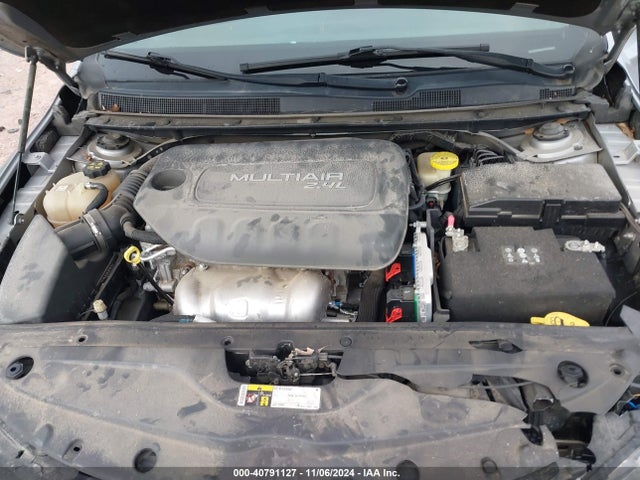 Chrysler 200 Limited 2015 1C3CCCAB7FN502350 Image 10