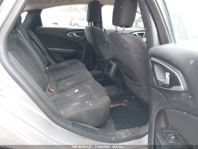 Chrysler 200 Limited 2015 1C3CCCAB7FN502350 Image 8