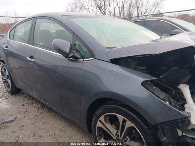 KNAFX4A8XF5373900 KIA FORTE EX