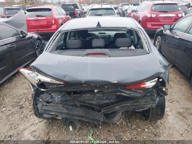 KNAFX4A8XF5373900 KIA FORTE EX