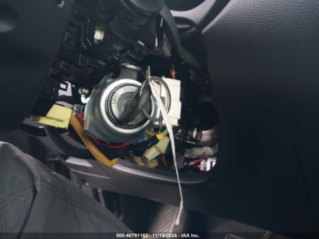KNDJN2A24E7105396 KIA Soul !
