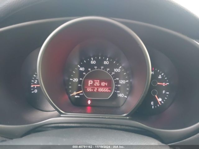 KNDJN2A24E7105396 KIA Soul !
