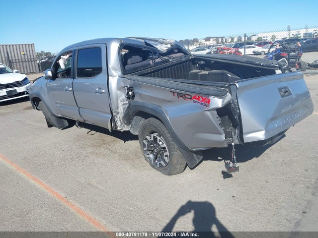 Продаж на аукціоні авто 2017 Toyota Tacoma Trd Off Road, vin: 5TFCZ5AN9HX108498, номер лоту: 40791179