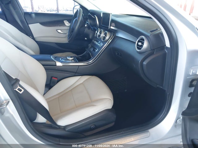 Mercedes-Benz C 300 2017 55SWF4JB3HU227453 Image 5